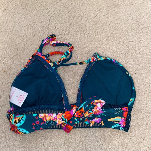 bikini top - Picture 2 of 2